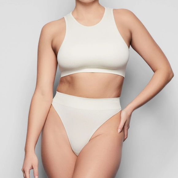 SKIMS Other - SKIMS Bone Ribbed high neck Bra and thong set